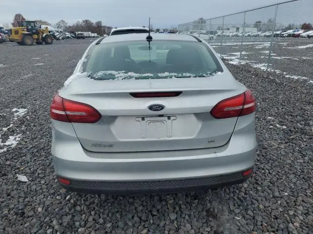 2017 FORD FOCUS SE  