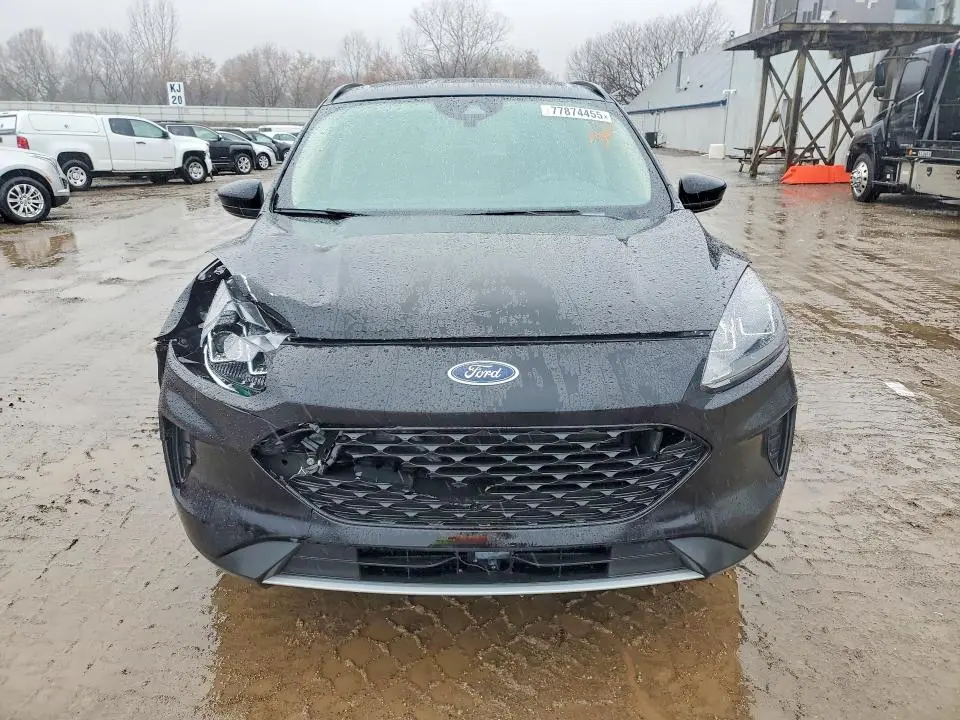 2020 FORD ESCAPE SE SPORT  