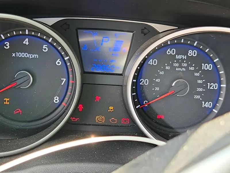 2012 HYUNDAI TUCSON GLS  
