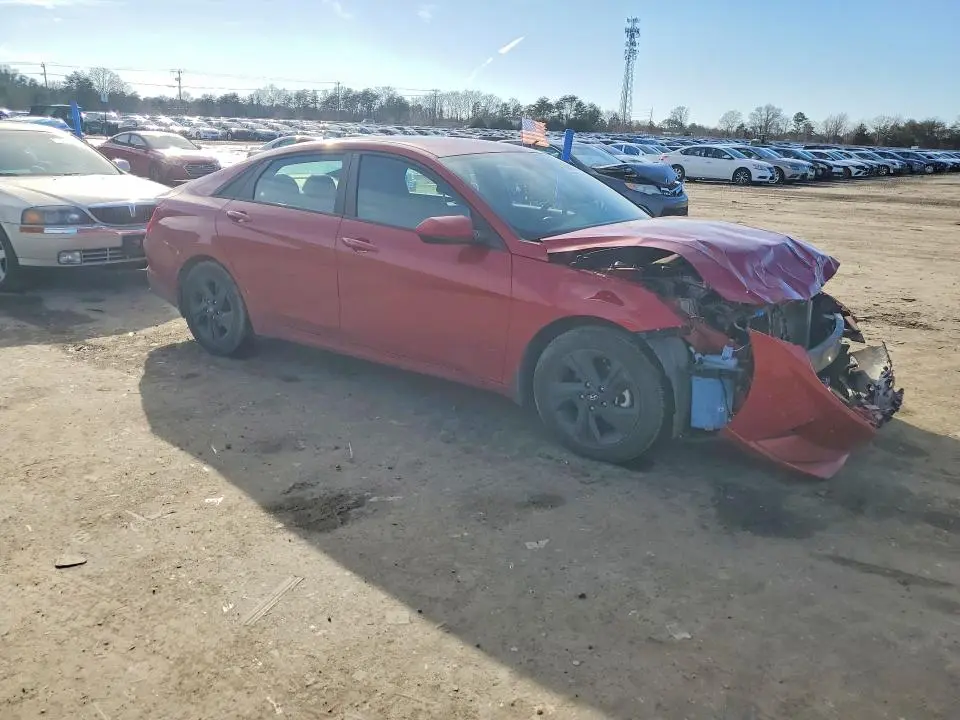 2023 HYUNDAI ELANTRA SEL  