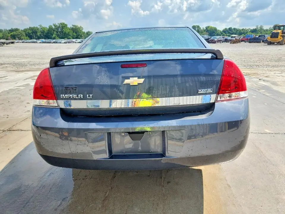 2011 CHEVROLET IMPALA LT  