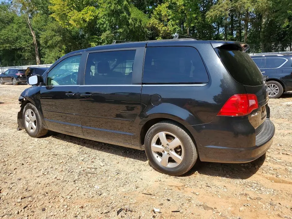 2011 VOLKSWAGEN ROUTAN SE  
