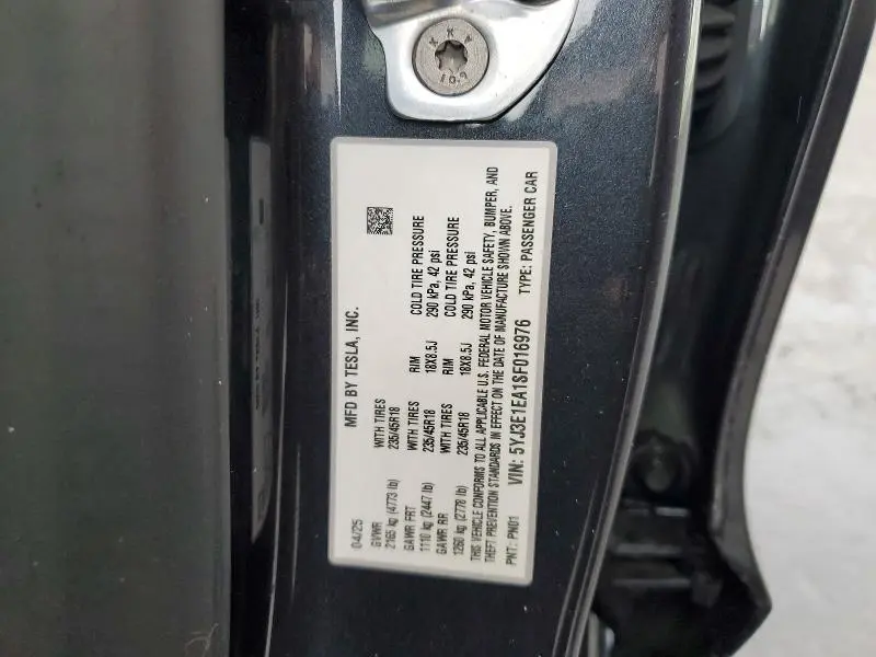 2025 TESLA MODEL 3   