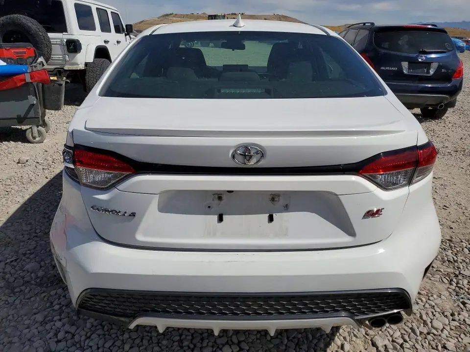 2020 TOYOTA COROLLA SE  