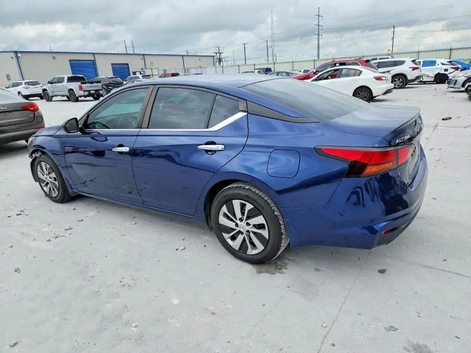 2021 NISSAN ALTIMA S  