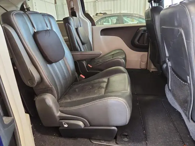 2012 CHRYSLER TOWN & COUNTRY TOURING  