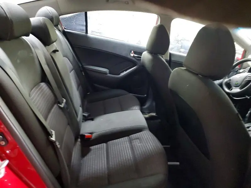 2016 KIA FORTE LX  