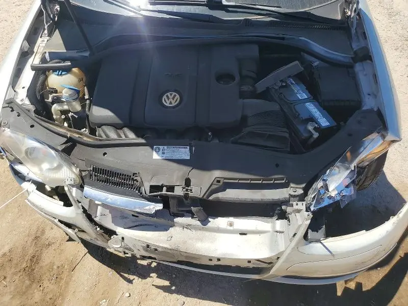 2010 VOLKSWAGEN JETTA LIMITED  