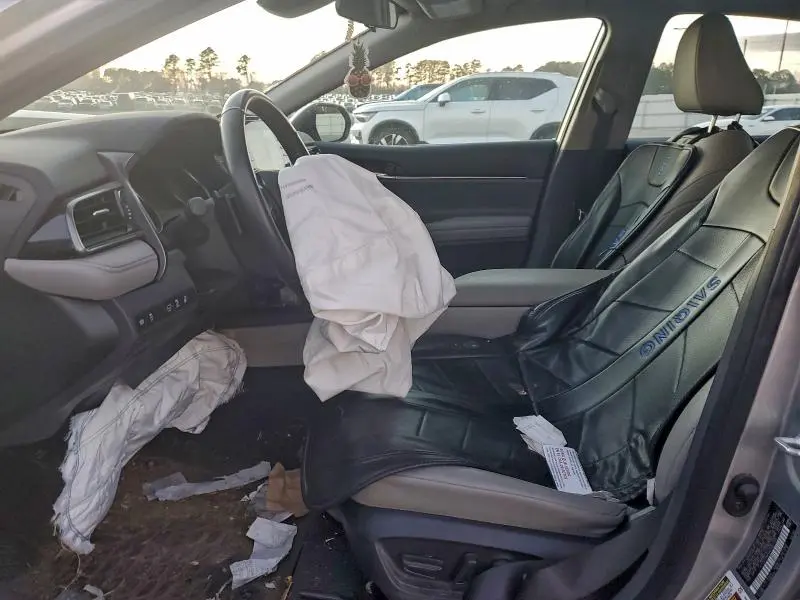 2024 TOYOTA CAMRY SE NIGHT SHADE  