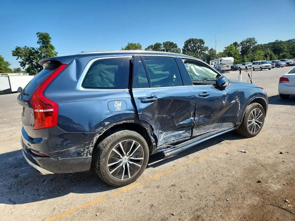 2020 VOLVO XC90 T5 MOMENTUM  