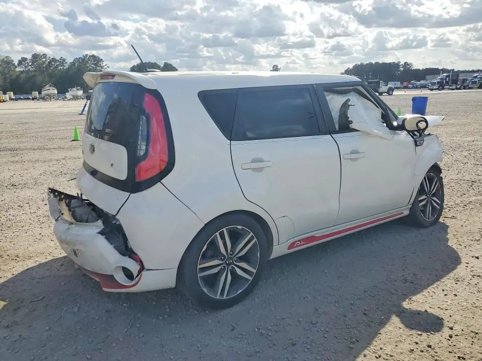 2014 KIA SOUL +  