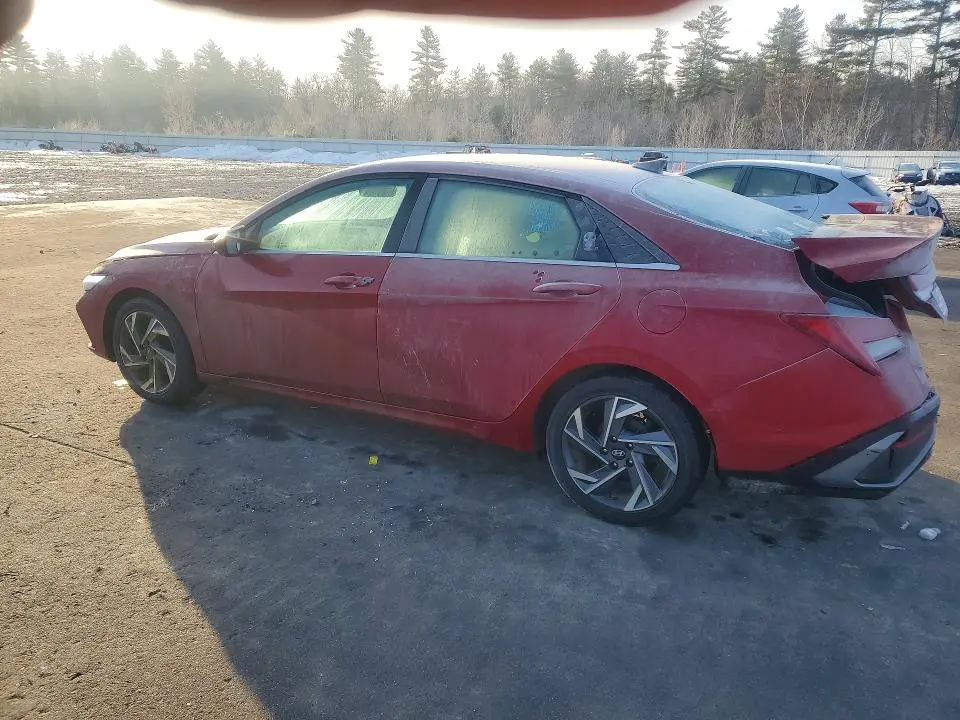 2025 HYUNDAI ELANTRA SEL  