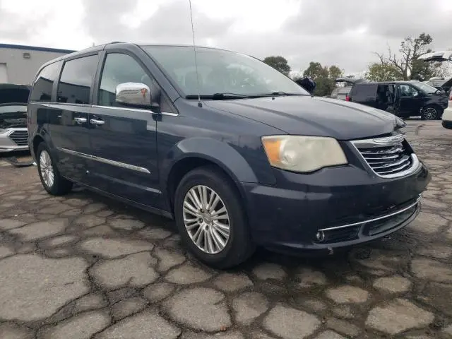 2013 CHRYSLER TOWN & COUNTRY TOURING L  
