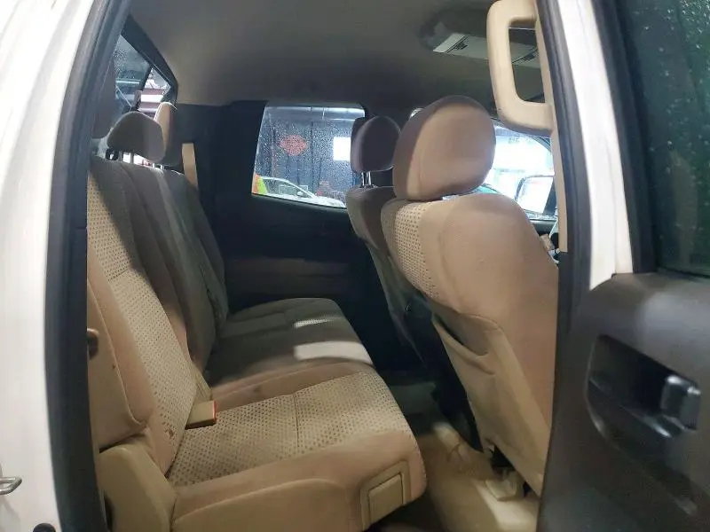 2010 TOYOTA TUNDRA GRADE  