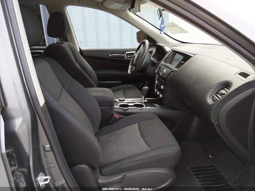 2017 NISSAN PATHFINDER S