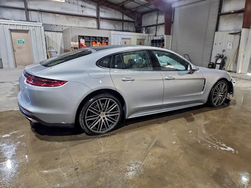 2019 PORSCHE PANAMERA BASE  