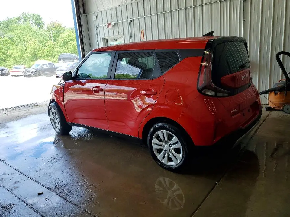 2025 KIA SOUL LX  