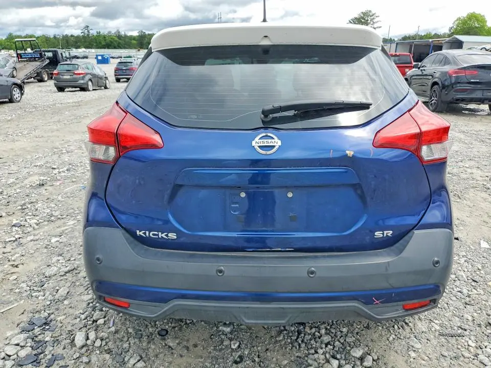 2020 NISSAN KICKS SR  