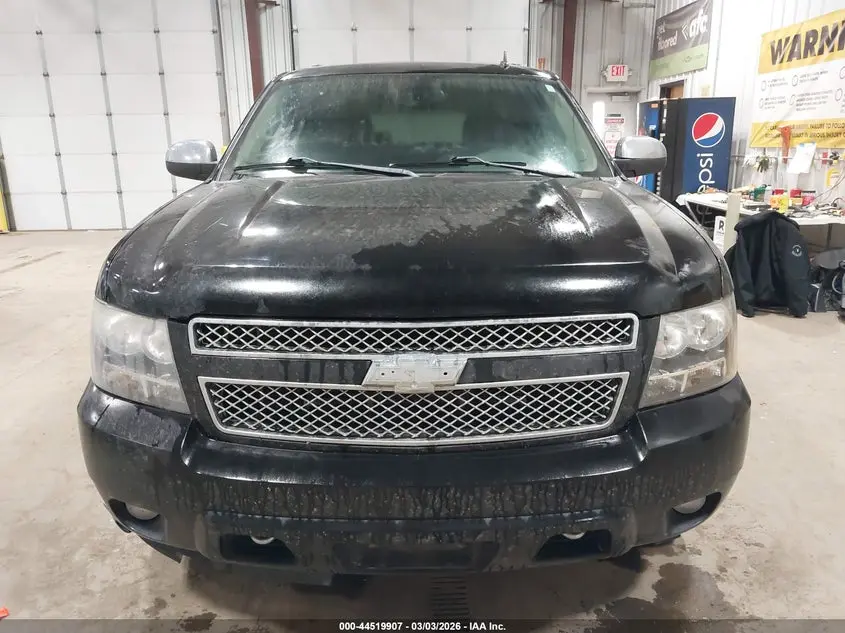 2011 CHEVROLET SUBURBAN 1500 LTZ