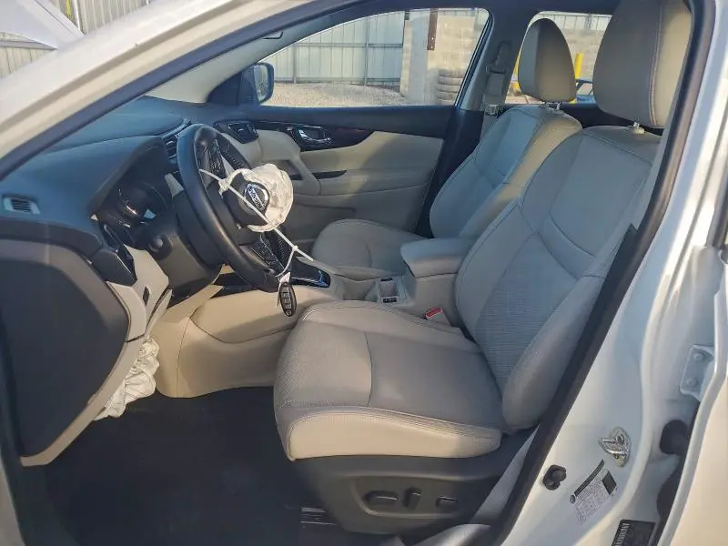 2021 NISSAN ROGUE SPORT SV  