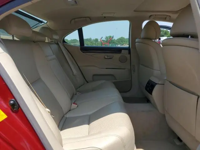 2013 LEXUS LS 460  