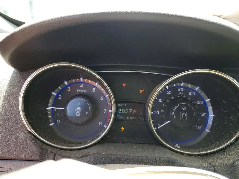 2011 HYUNDAI SONATA GLS  