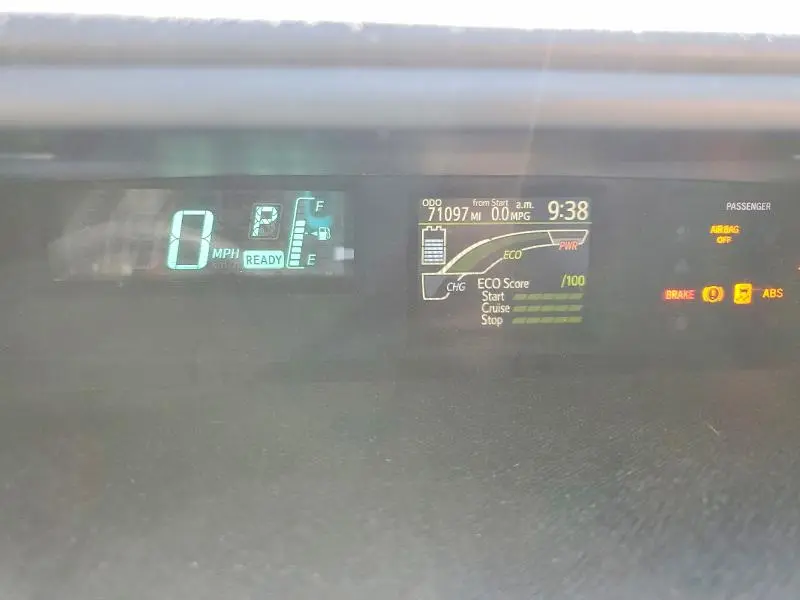 2013 TOYOTA PRIUS C TWO  