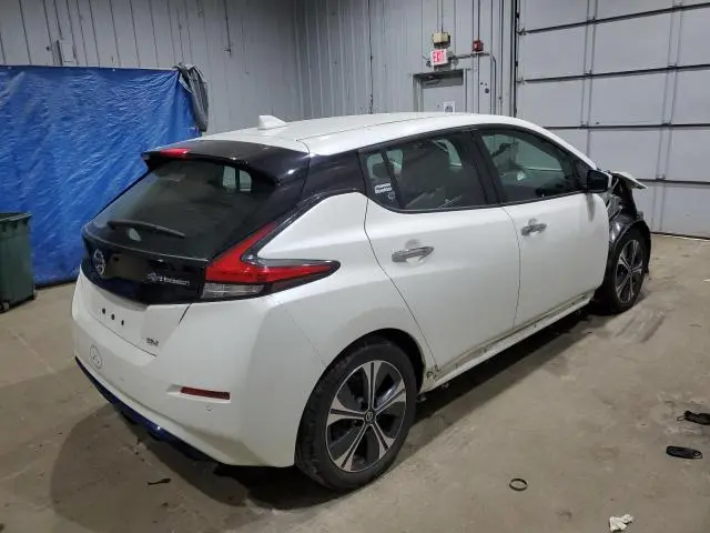 2020 NISSAN LEAF SV  