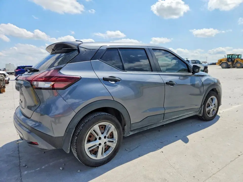 2021 NISSAN KICKS S  