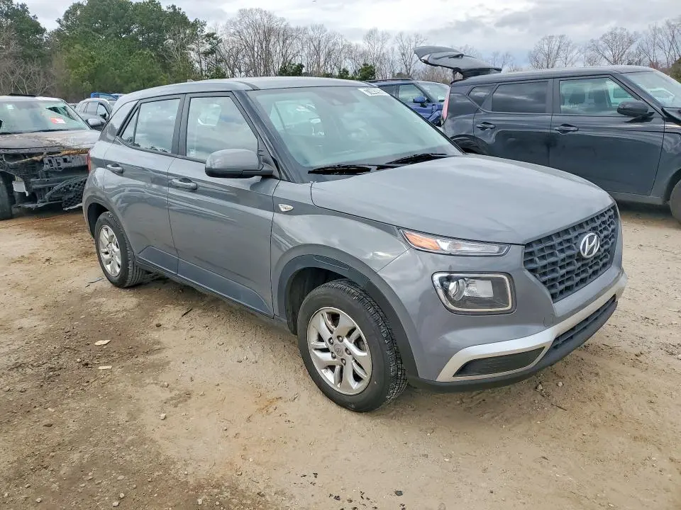 2021 HYUNDAI VENUE SE  
