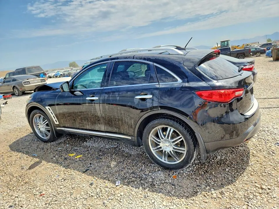 2010 INFINITI FX35 BASE  