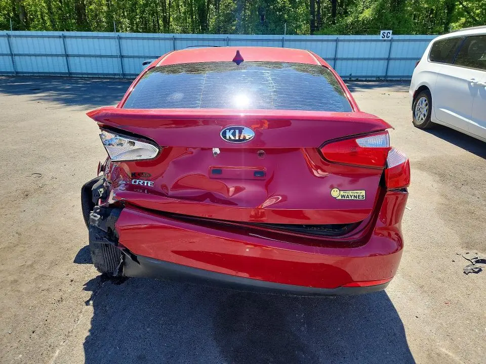 2015 KIA FORTE LX  