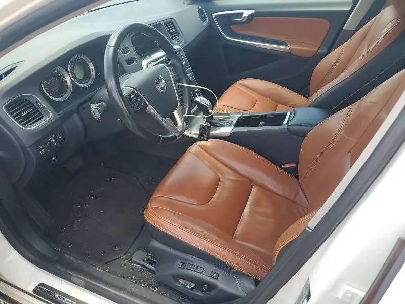 2013 VOLVO S60 T5  