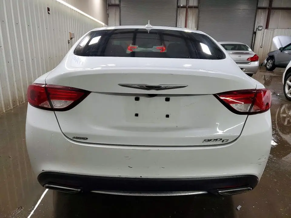 2015 CHRYSLER 200 C  