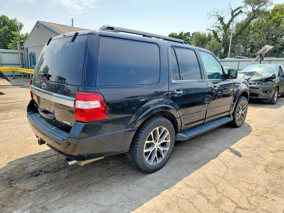 2017 FORD EXPEDITION XLT  