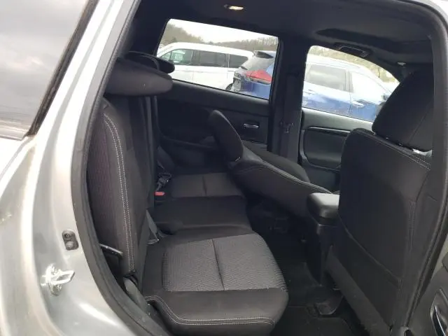 2018 MITSUBISHI OUTLANDER SE