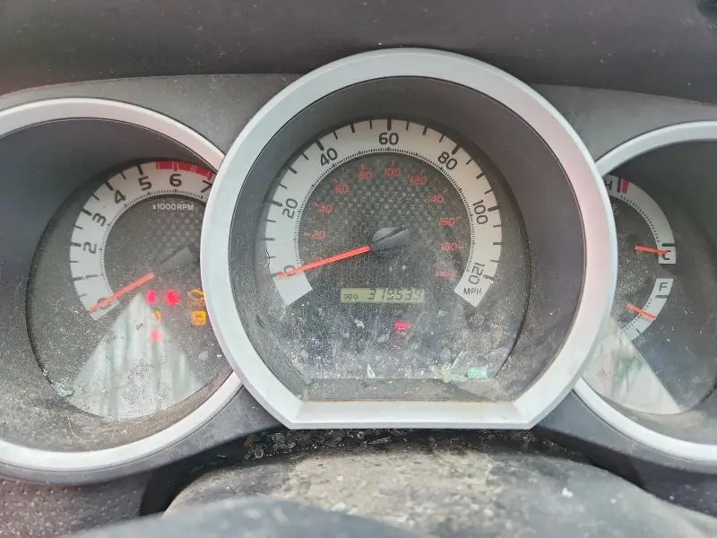 2011 TOYOTA TACOMA V6  