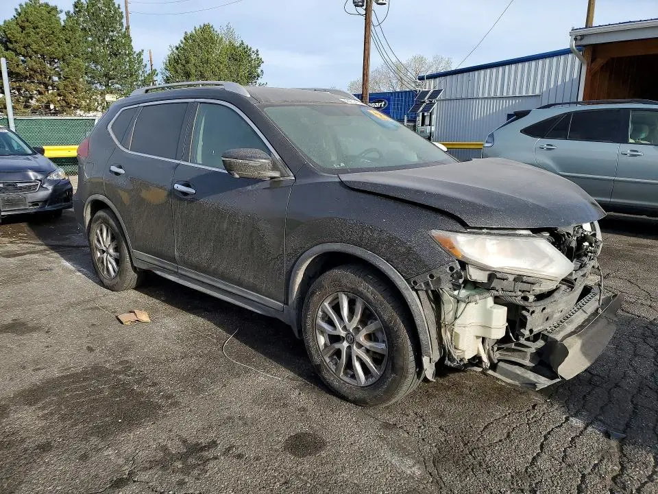 2018 NISSAN ROGUE SV  