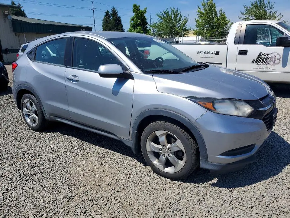 2017 HONDA HR-V LX  
