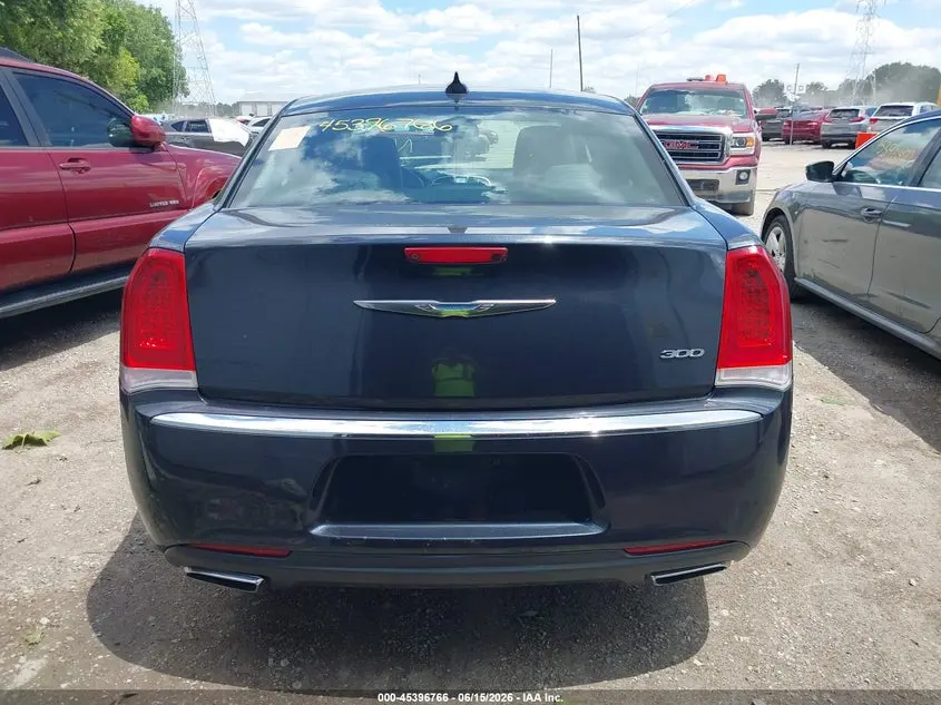 2017 CHRYSLER 300 LIMITED