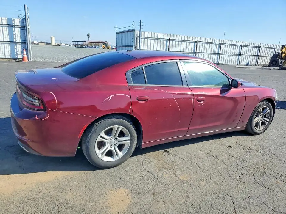 2017 DODGE CHARGER SE  