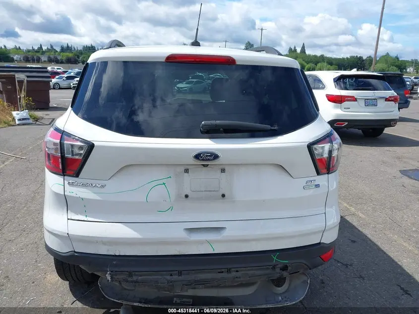 2018 FORD ESCAPE SE