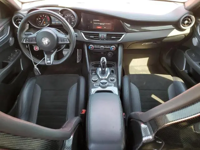 2022 ALFA ROMEO GIULIA QUADRIFOGLIO  