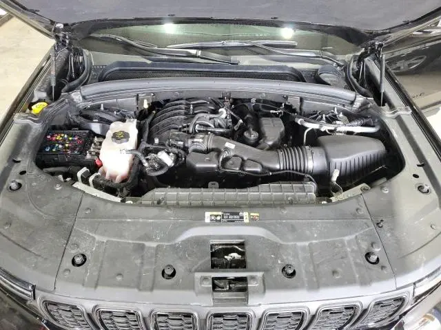 2024 JEEP GRAND CHEROKEE L LAREDO  