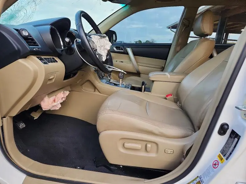 2013 TOYOTA HIGHLANDER BASE  