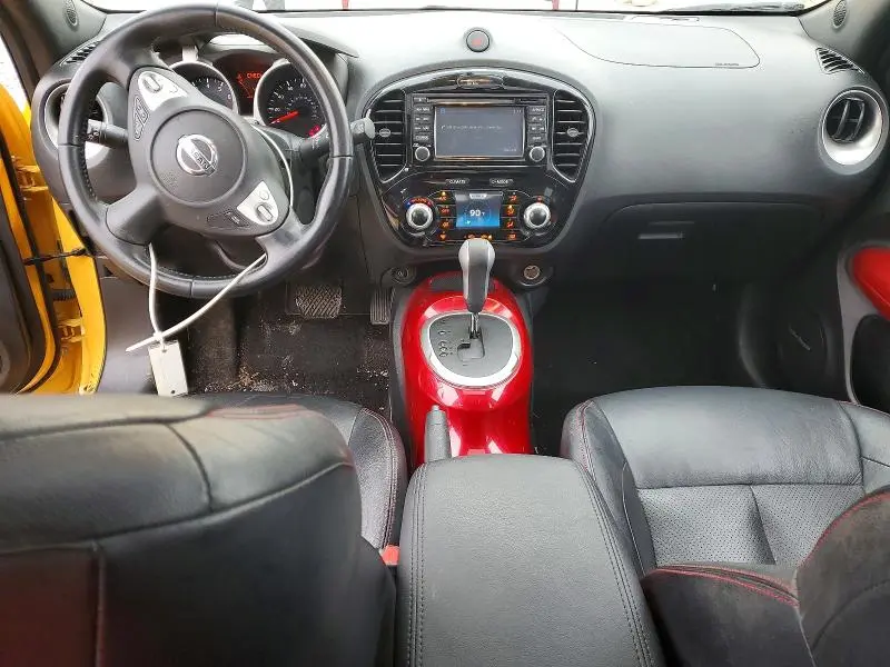 2015 NISSAN JUKE SL  