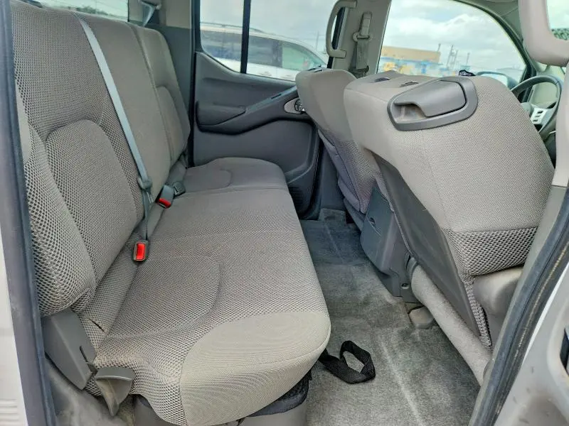 2012 NISSAN FRONTIER S  