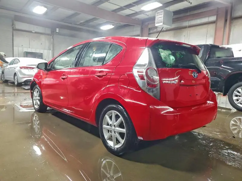 2013 TOYOTA PRIUS C   