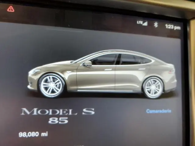 2015 TESLA MODEL S 85  