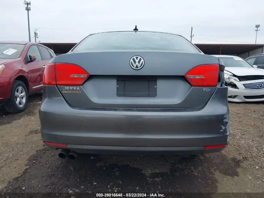 2012 VOLKSWAGEN JETTA 2.0L TDI